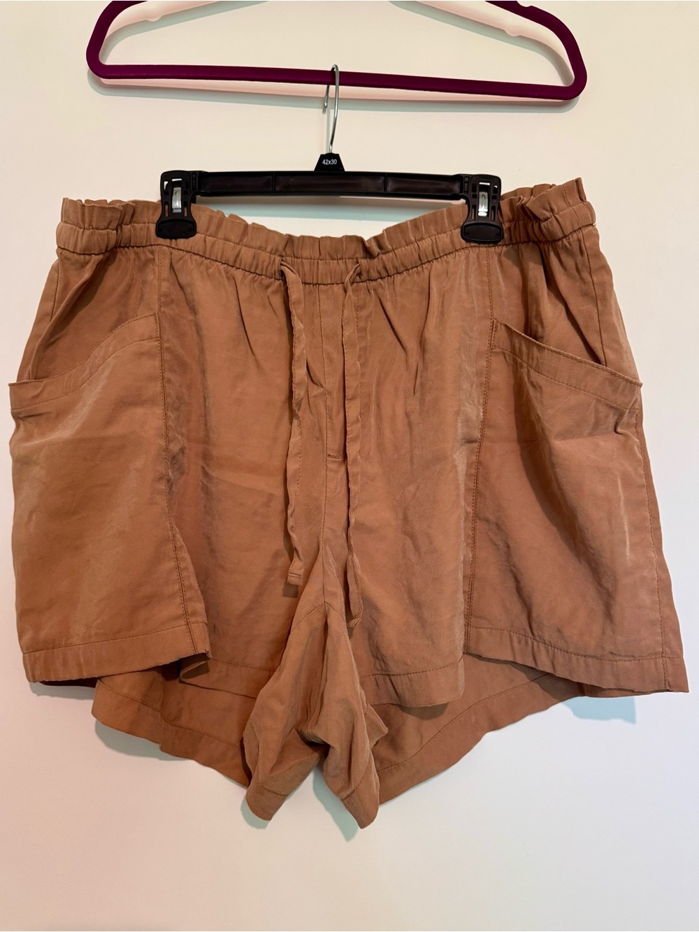 Old Navy Relaxed Fit, khaki, Paper Bag Waist Shorts |Womans Size 2x